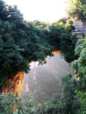 張家界、袁家界、天子山、武陵源二晚二日游